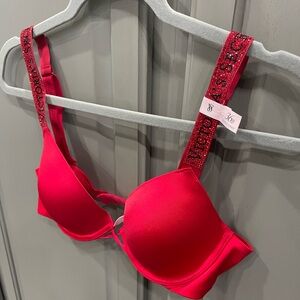 NWT Victoria’s Secret Lightly Lined Bra